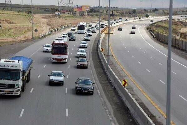 تردد ۹.۳ میلیون وسیله نقلیه در جاده‌های لرستان در طرح اربعین