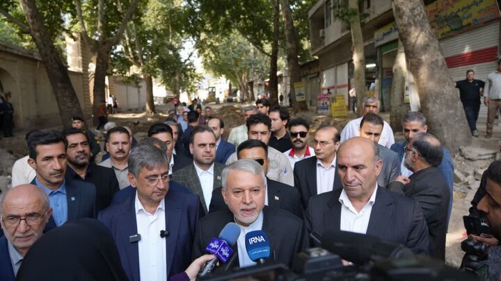 وزیر میراث‌ فرهنگی: طرح ساماندهی فلک‌الافلاک نماد اراده در لرستان برای تغییر چهره شهر است