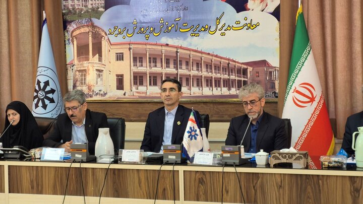 تأکید مدیرکل آموزش و پرورش لرستان بر تبدیل استعدادهای درخشان به توانمندی و اثرگذاری اجتماع