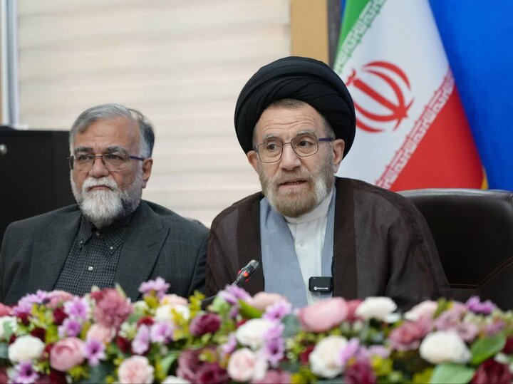 تاکید نماینده ولی‌فقیه بر ارتقا شاخص‌های آموزشی در همه دوره‌های تحصیلی 