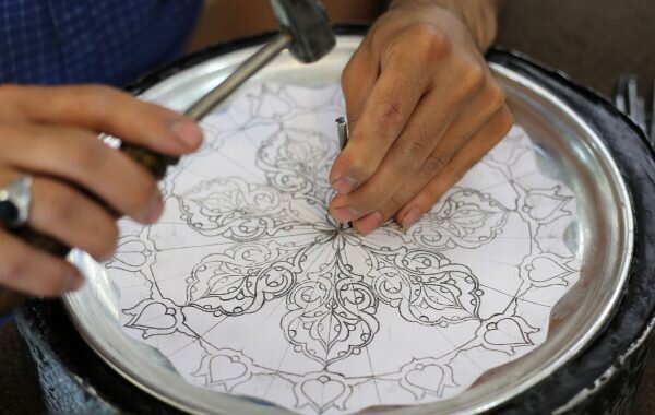 بروجرد از قطب‌های مهم قلمزنی کشور 
