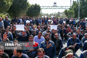 چهارمین روز تجمع کارگران آذراب اراک