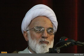 ملت ایران در برابر شیادان و اغتشاشگران تسلیم نخواهند شد