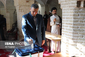 فرماندار ساوه: توطئه معاندین نظام برای کمرنگ نشان دادن حضور مردم در انتخابات بی اثر است