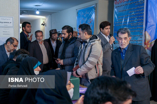 طی ۳ ساعت اخیر ۱۱۱ هزار نفر در استان مرکزی رای داده اند 