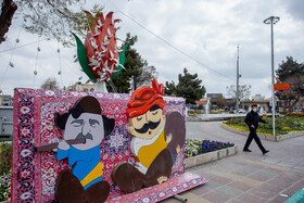 در پی شیوع ویروس کرونا و تشویق مردم به در خانه ماندن و ممنوعیت فعالیت برخی اصناف، اما شهرداری همچون سالهای گذشته با نصب المانهای نوروزی به زیباسازی شهر برای نوروز پرداخت