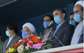 استاندار مرکزی: شکست ناپذیری، نتیجه بزرگ معنوی انقلاب برای ملت ایران است