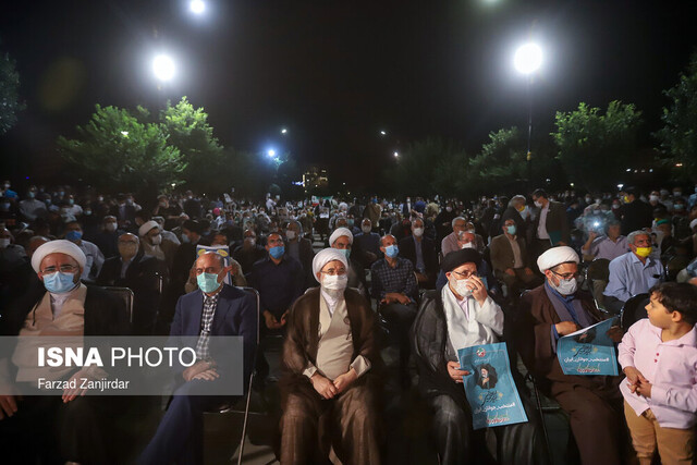 خواهان تعامل عزت آفرین با کشورهای دنیا هستیم