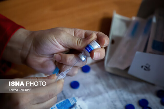 ۵۵ تا ۶۰ ساله های استان مرکزی برای دریافت واکسن مراجعه کنند