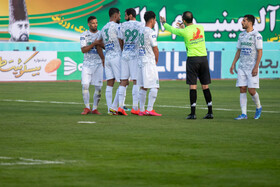 هفته سوم لیگ برتر فوتبال؛ آلومینیوم اراک - پرسپولیس تهران