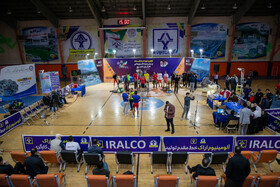 روز نخست مسابقات پرس سینه کارگران قهرمانی کشور در اراک