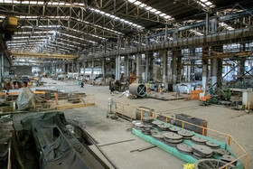 مشکلات آذرآب در سالهای ۹۶ و ۹۸ باعث شد تا وزاری کار وقت دو مرتبه برای حل مشکل این شرکت به اراک سفر کنند، اما مُسکِنهای مقطعی که آنزمان تزریق شد کمکی نکرد و مشکلات اصلی شرکت پابرجا ماند.