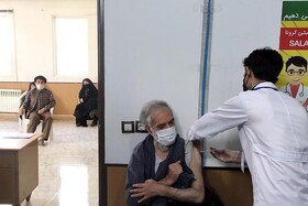 تزریق حدود 80 هزار دوز واکسن کرونا برای اتباع خارجی استان مرکزی