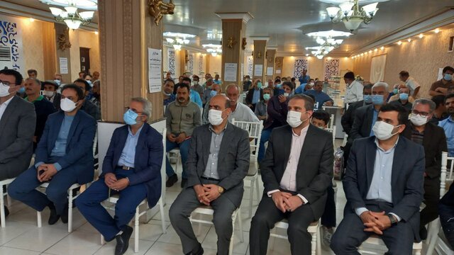 اجازه ندهید مطالبات جامعه کارگری به کف خیابان کشیده شود