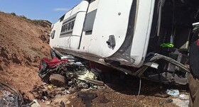 جزئیات واژگونی اتوبوس در اتوبان ساوه همدان اعلام شد/حال مصدومین مساعد است