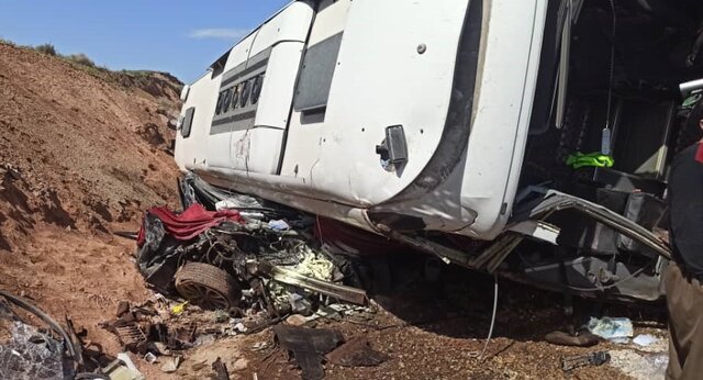 جزئیات واژگونی اتوبوس در اتوبان ساوه همدان اعلام شد/حال مصدومین مساعد است