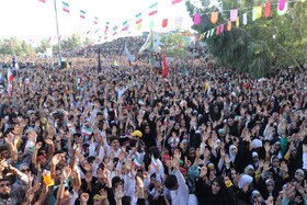 اجرای سرود سلام فرمانده در ساوه/ عرض ارادتی باشکوه به امام عصر(عج)