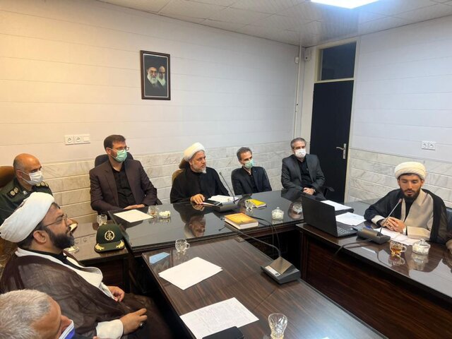 در امر به معروف و نهی از منکر، کار ایجابی مقدم بر کار سلبی است