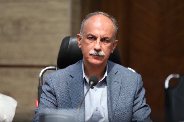 رئیس انجمن مدیران صنایع ساوه خبر داد:  طراحی بسته جامع ۵ محوره برای رفع مشکلات تولیدی کارگری کشور