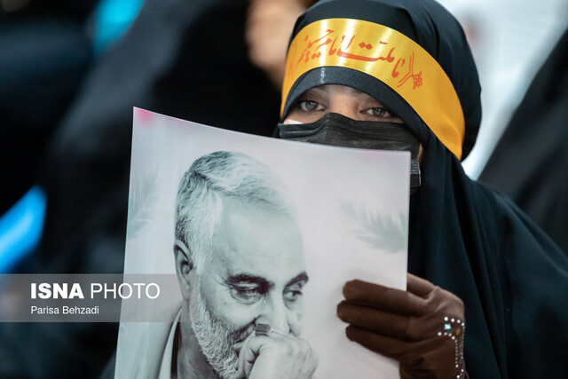 عکس تزیینی است در چهلمین روز شهادتش نتوانستم بغضم را روی آنتن زنده نگه دارم