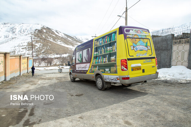 عکس: آرشیو مجهزترین کتابخانه سیار کشور، در قزوین افتتاح میشود