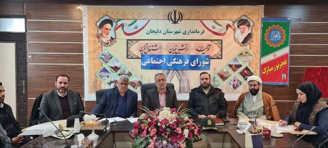 مشکلات ترافیکی مدارس دلیجان در شورای ترافیک چاره‌جویی شود