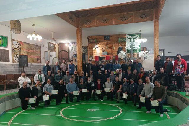 مسابقات انتخابی زورخانهای و پهلوانی پیشکسوتان استان مرکزی برگزار شد