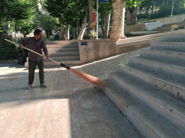 کاش این جارو غبار از ذهنهای خاک گرفته برمیداشت