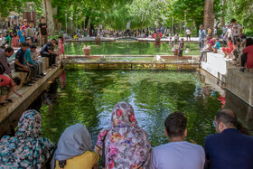 براساس اعلام نمایندگی میراث فرهنگی شهرستان محلات، در بازه ۱۵ اسفند ۱۴۰۱ تا ۱۵ فروردین ۱۴۰۲، بیش از ۵۵ هزار نفر یعنی تعدادی فراتر از جمعیت این شهرستان، از سرچشمه بازدید کرده‌اند و تراکم جمعیت در روزهای تعطیل، موید این مسئله است.