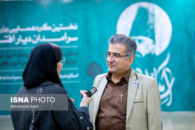 یک شب و ۲۰۰۰ ستاره