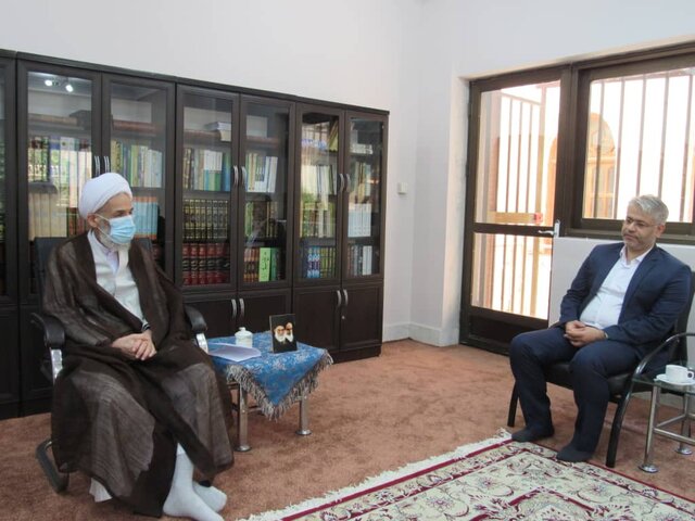 در استفاده از نخبگان موفق نبودیم/ لزوم ورود نخبگان به حوزه قدرت