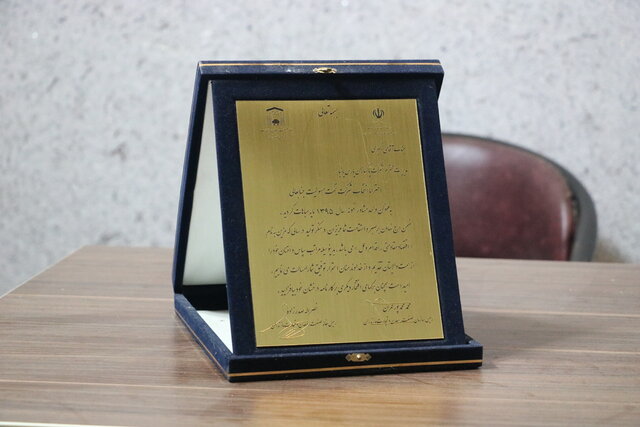 بگذارید پس از ۷ سال کارخانه‌ام را افتتاح کنم! 