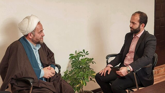 ۵۰ سال اندوختهام را به سمت و سوی تولید آوردم