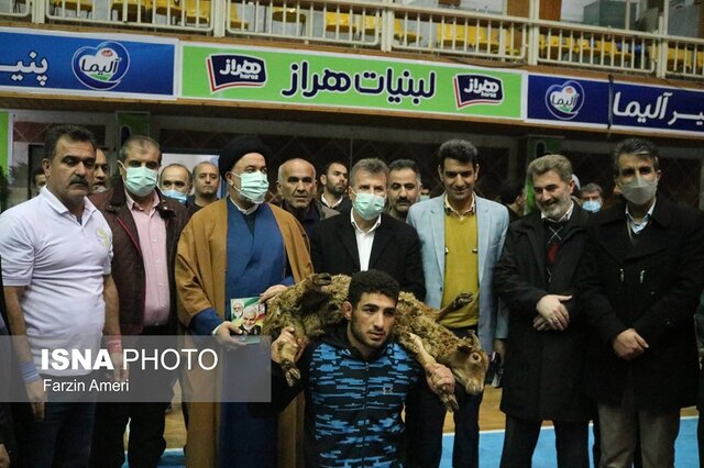 برگزاری مسابقات کشتی لوچو جام شهدای ششم بهمن آمل