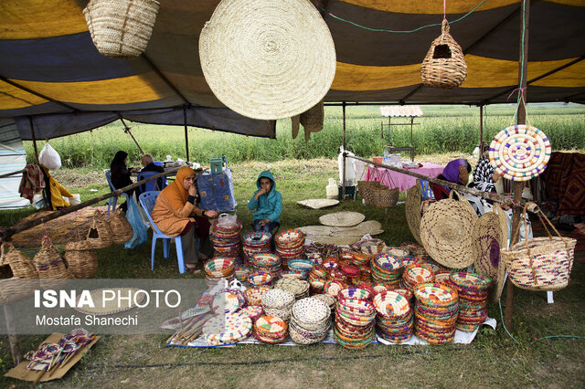 پنجمین جشنواره گلمحمدی و گیاهان دارویی در دودانگه ساری