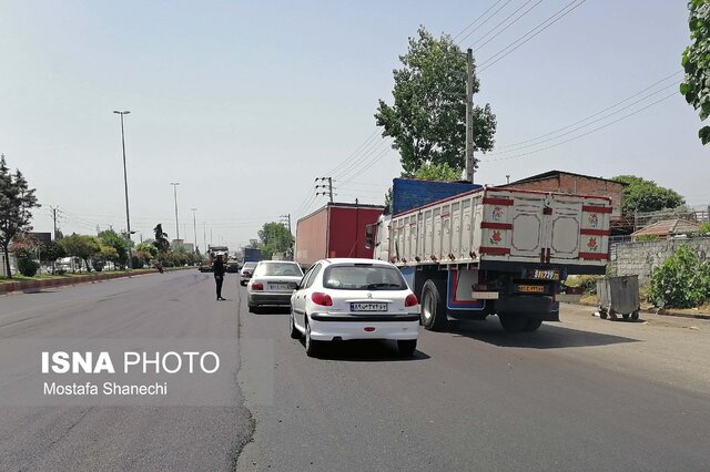 آسفالت بی‌موقع جاده دلیل ترافیک سنگین محور ساری به قائمشهر