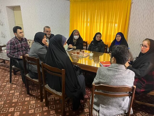 رسانههای انقلابی و متعهد در جامعه امیدآفرین باشند