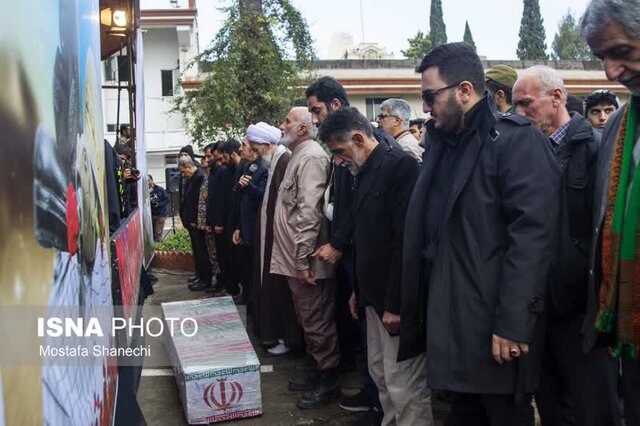 تشییع 14 آلاله زهرایی بر روی دستان مردم شهید پرور دیار علویان
