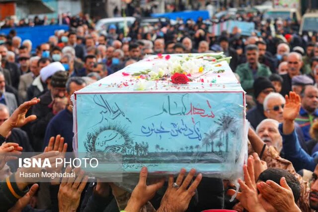 تشییع 14 آلاله زهرایی بر روی دستان مردم شهید پرور دیار علویان