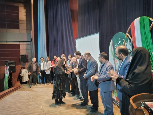 همایش سفیران زینبی در نکا برگزار شد