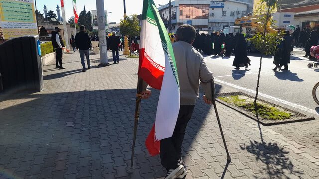 راهپیمایی ۲۲ بهمن در مازندران همزمان با کل کشور شروع شد