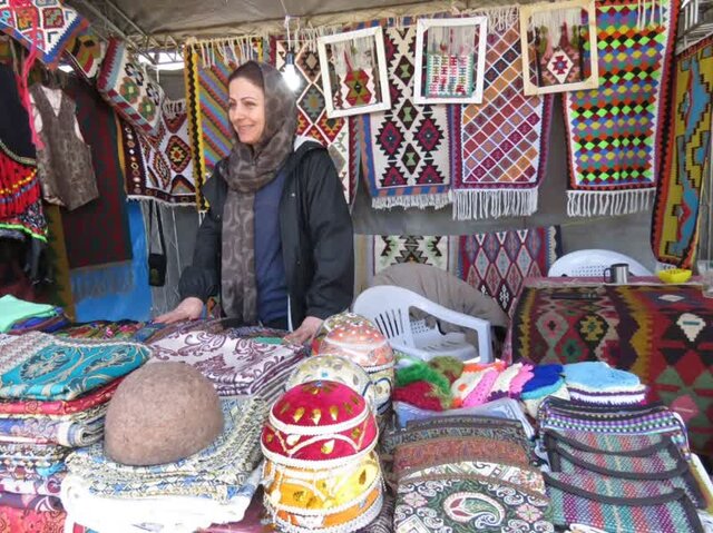 برپایی ۲۱ بازارچه نوروزی صنایع‌دستی در استان سمنان