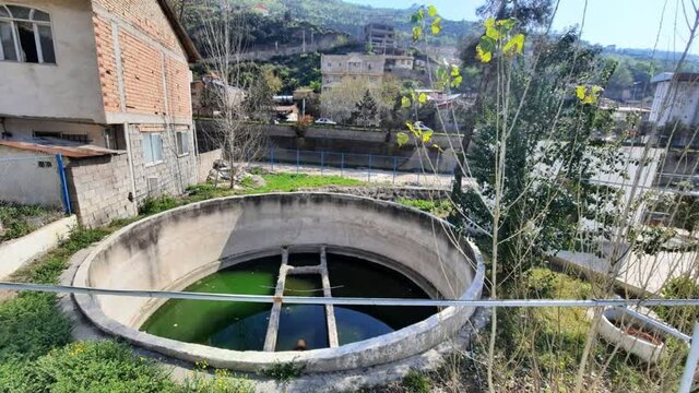 اینجا قطار یک شهر متحرک است