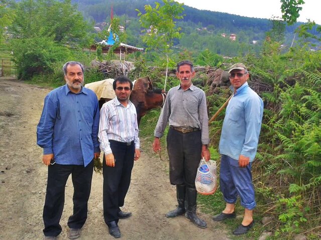 خاطرات روزانه را طوری مینویسم که گویی از آیندگانم