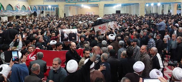 آیت الله سلیمانی از آبروی خود برای رفع مشکلات مردم هزینه میکرد