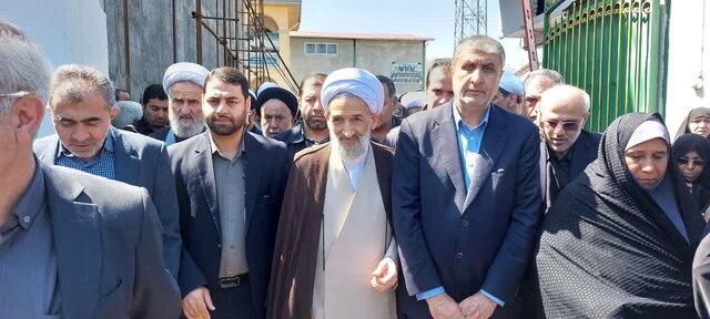 پیکر مطهر آیتالله سلیمانی در بابلسر تشییع شد