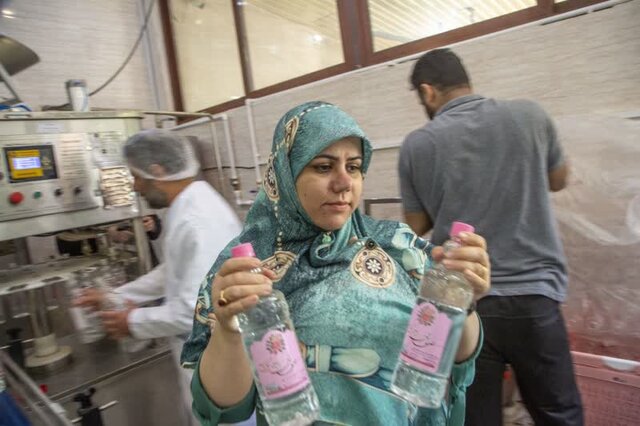 پرستاری که دستانش بوی گلاب میدهد