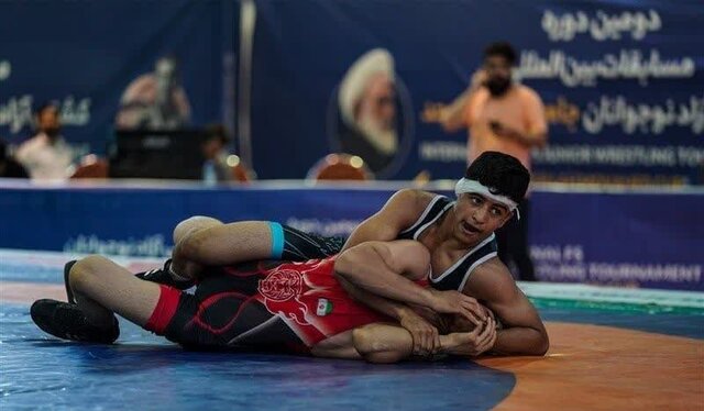 فینالیست های پنج وزن نخست مسابقات بین المللی کشتی جام موحد مشخص شدند