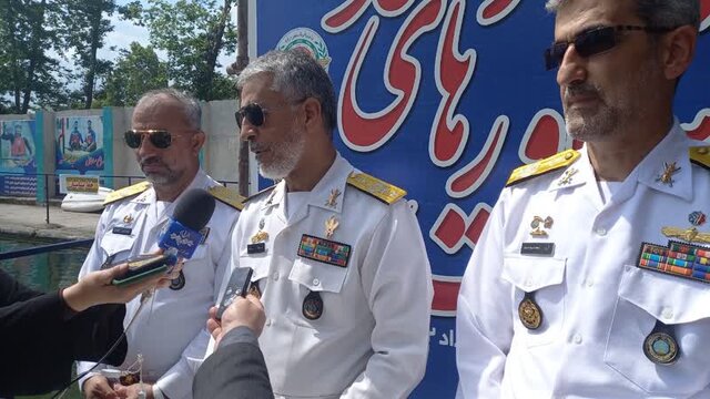 ارتش جمهوری اسلامی با ساخت "ناوشکن دنا" فناوری دریایی را نمایان کرد