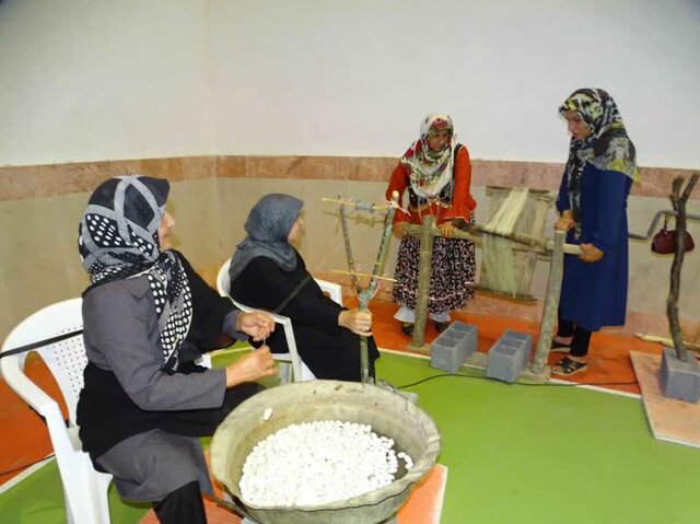 جشنوارهای به لطافت ابریشم